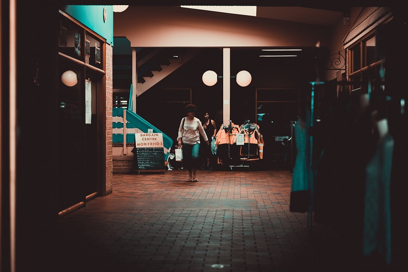 地下室潮濕怎么破？安詩曼除濕機來支招